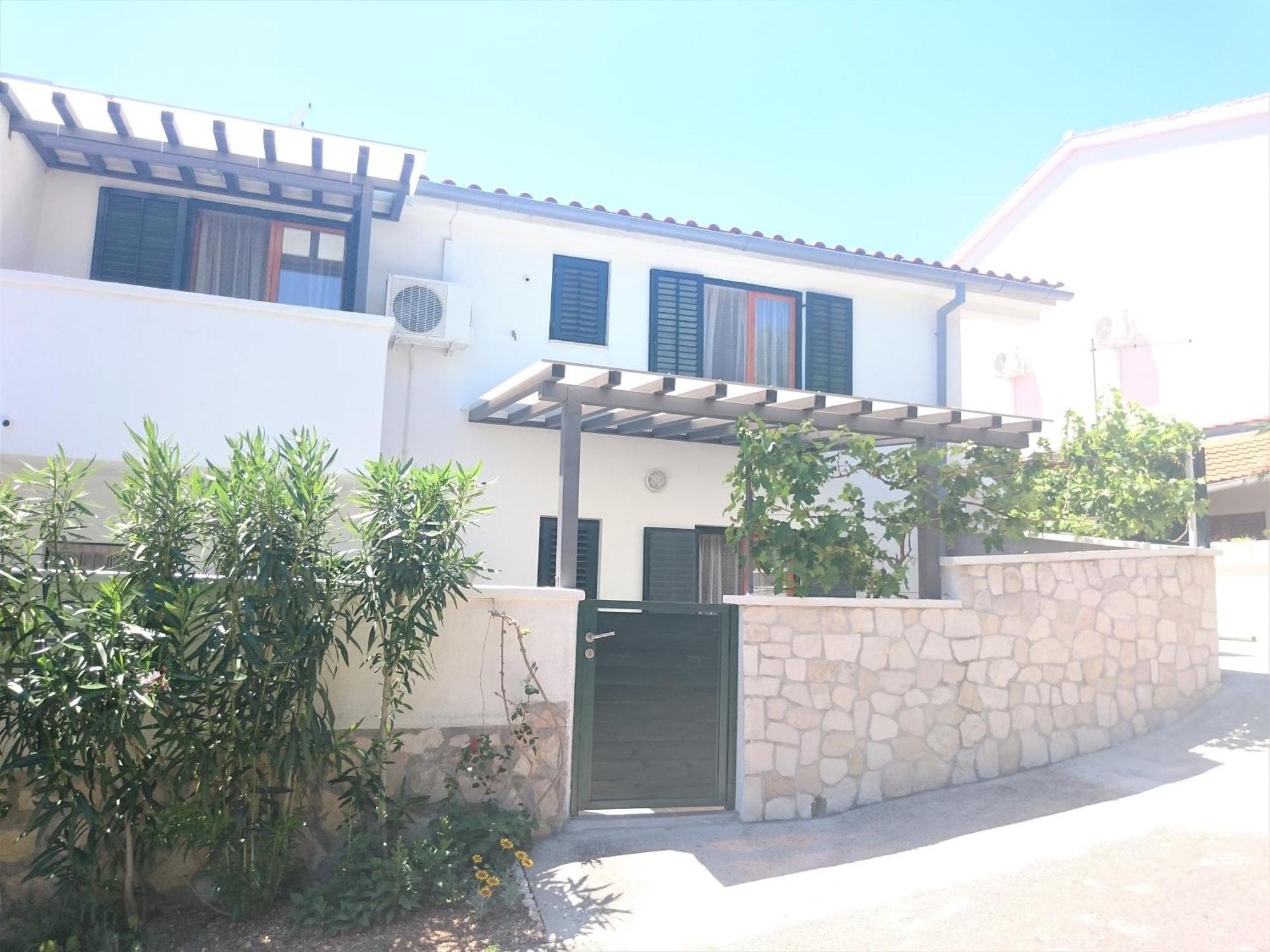 Apartments Rak Vis Rom bilde
